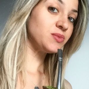 Meet your Posher, Carla